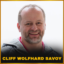 Cliff Wolfhard Savoy mit Goldrand Cliff Wolfhard Savoy mit Goldrand